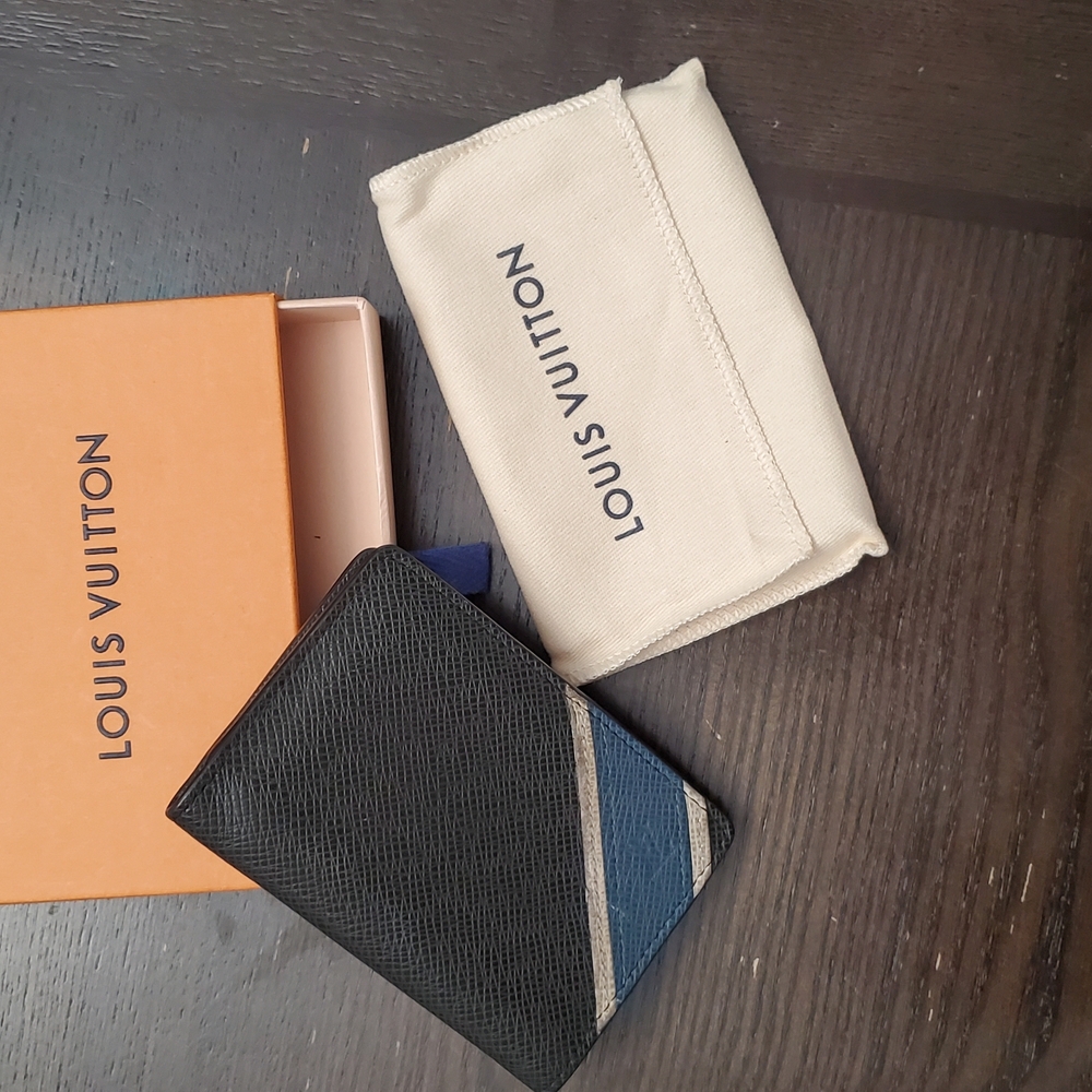 Louis Vuitton Black/Blue Taiga Stripe Card Holder - Picture 12 of 13